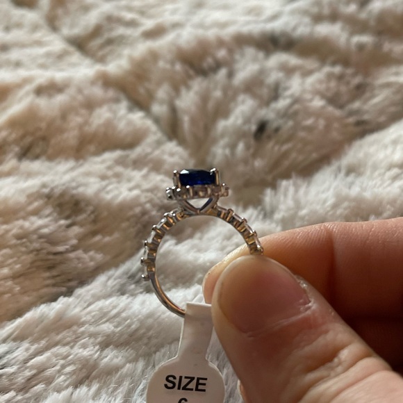 JACKPOT CANDLE RING - Picture 3 of 3